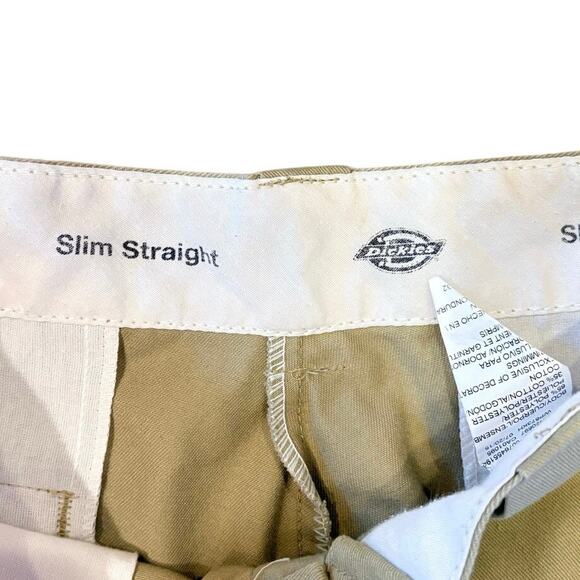 Mens Dickies Icons 873 Slim Straight Work Trousers Khaki Size 30x32 - Picture 2 of 4